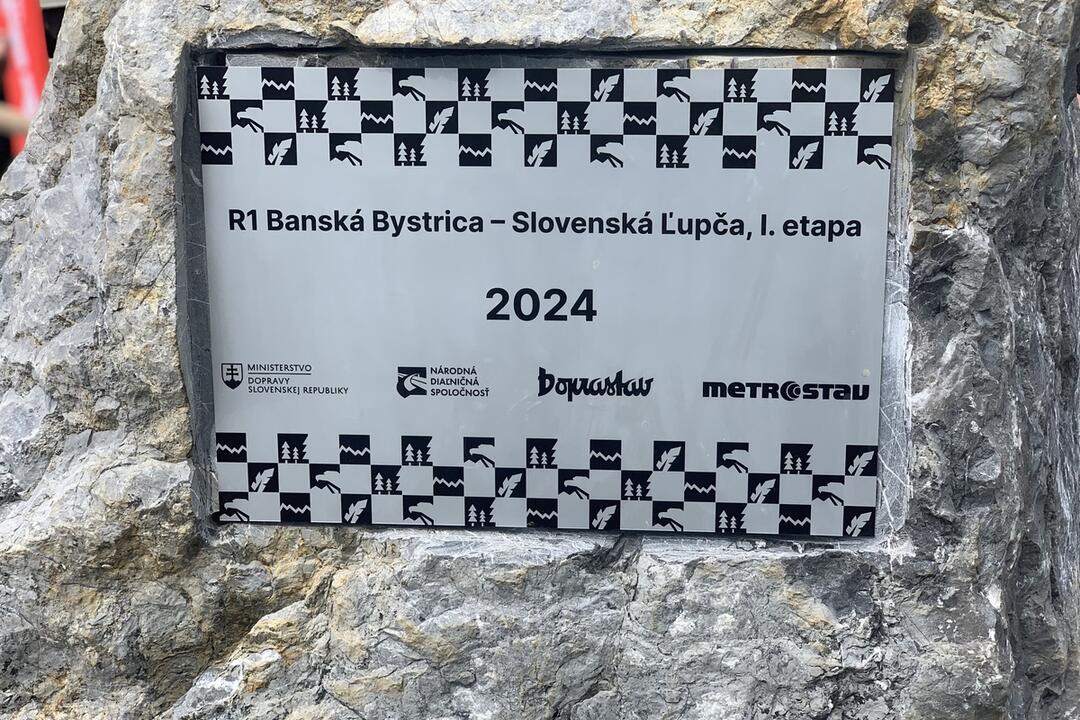 FOTO: Banská Bystrica vyrieši jeden z hlavných dopravných problémov v regióne, foto 4