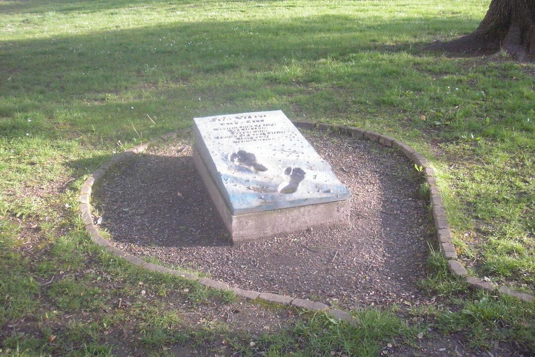 FOTO: Spomienka na básnika Jozefa Urbana, foto 1