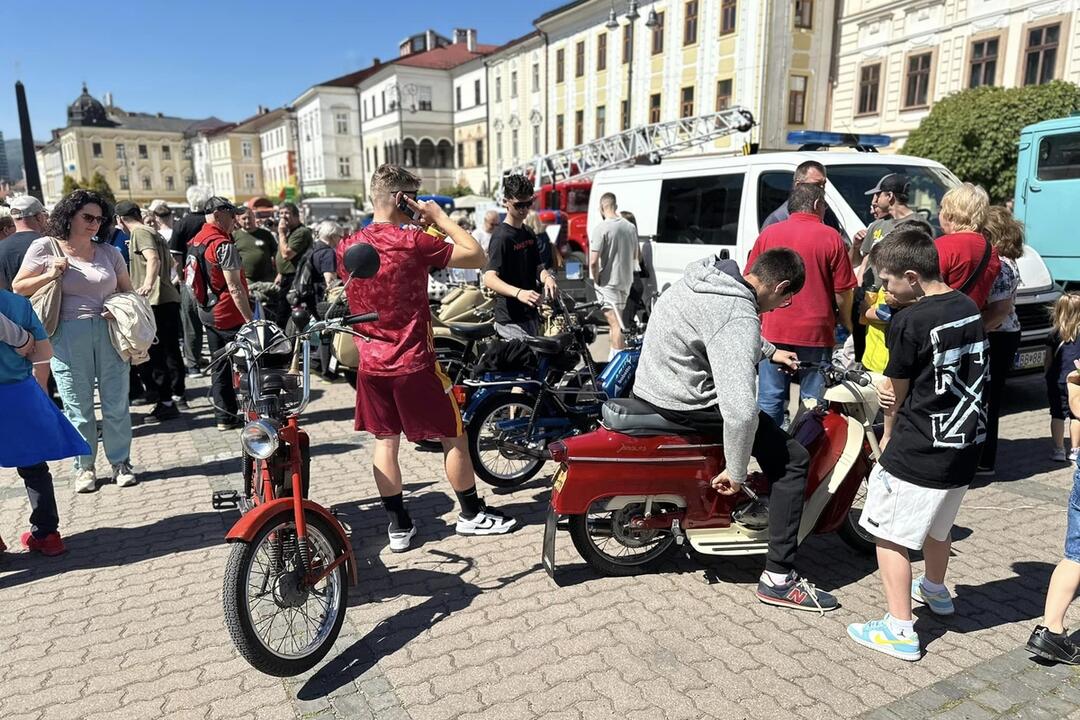 FOTO: Námestie SNP zaplavil dav ľudí. Banskobystričania si užívali bohatý program, foto 7