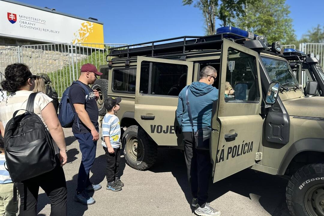 FOTO: Námestie SNP zaplavil dav ľudí. Banskobystričania si užívali bohatý program, foto 12