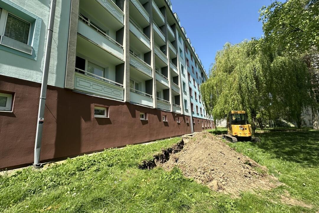 FOTO: Na Fončorde v Banskej Bystrici budujú novú oddychovú zónu. Komu bude určená? , foto 3