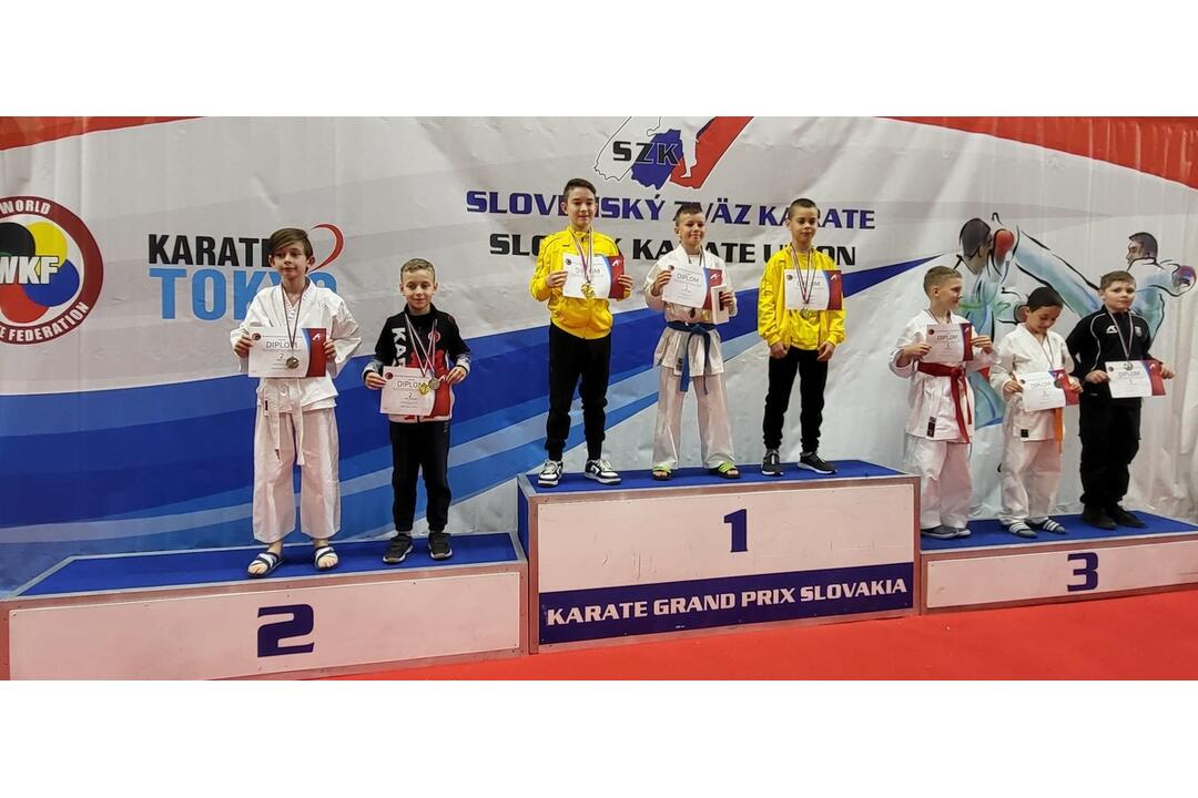 FOTO: Karate klub MŠK Žiar nad Hronom získal viaceré medaily, foto 10
