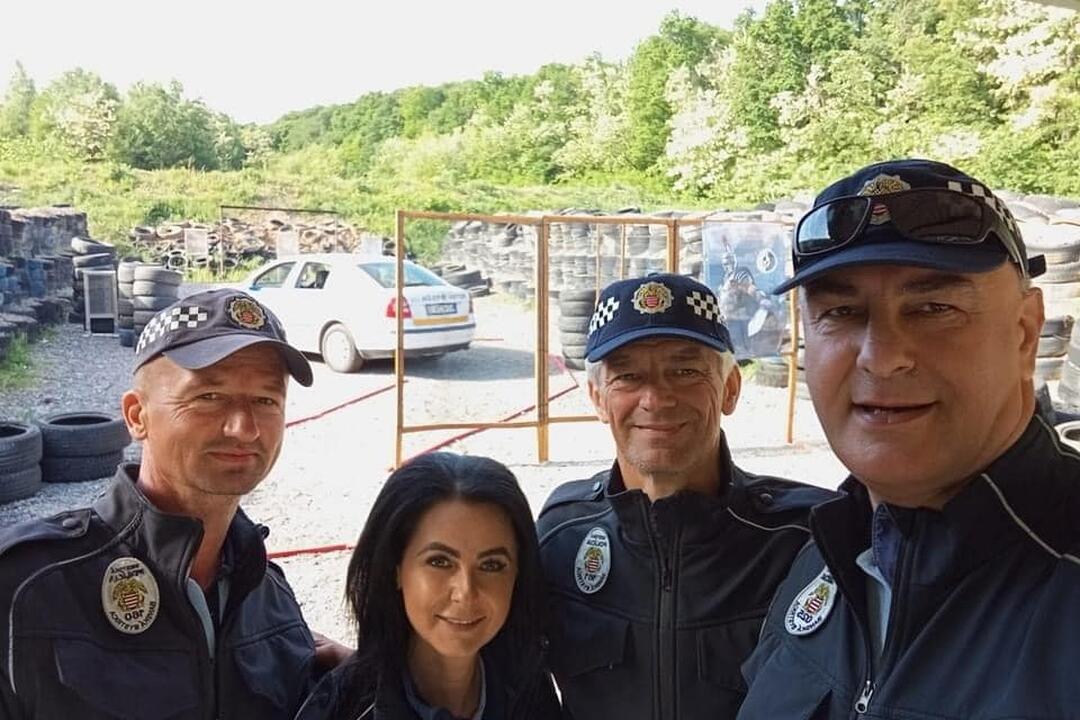 FOTO: Banskobystrická mestská polícia sa pýši úspechmi. Bodovali na streleckej súťaži, foto 1