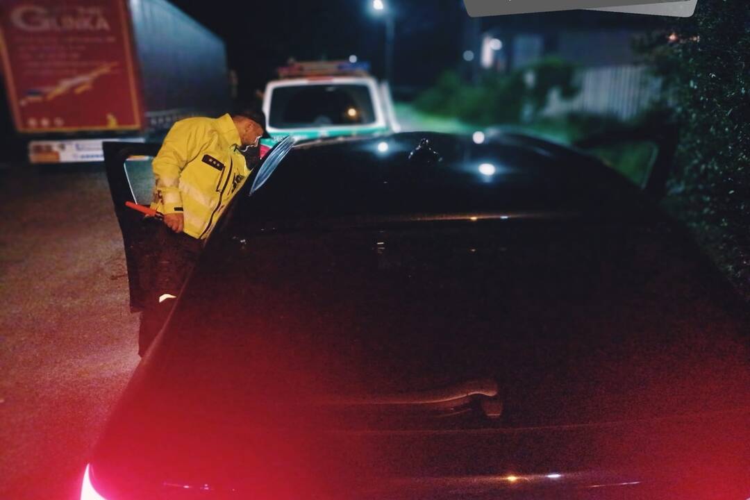 FOTO: Policajné kontroly kamiónov odhalili viaceré priestupky, foto 1