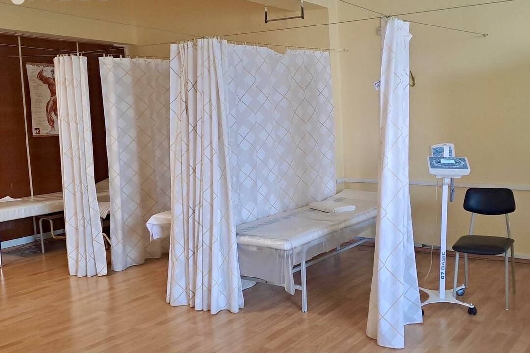 FOTO: Novinka vo zvolenskej nemocnici. Otvorili zrekonštruované oddelenie, takto vyzerá, foto 3