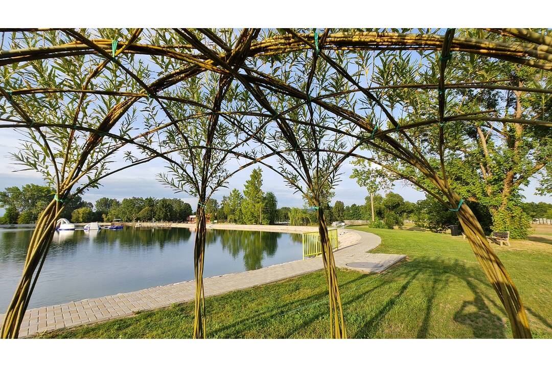 FOTO: Znovuotvorené kúpalisko Morské oko v Tornali, foto 6