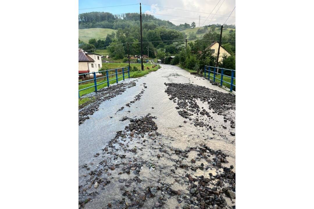 FOTO: Intenzívne búrky spôsobili pri Kozelníku veľké škody, foto 9