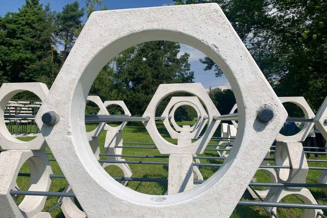 FOTO: Zrekonštruované hexagonové dielo, foto 3