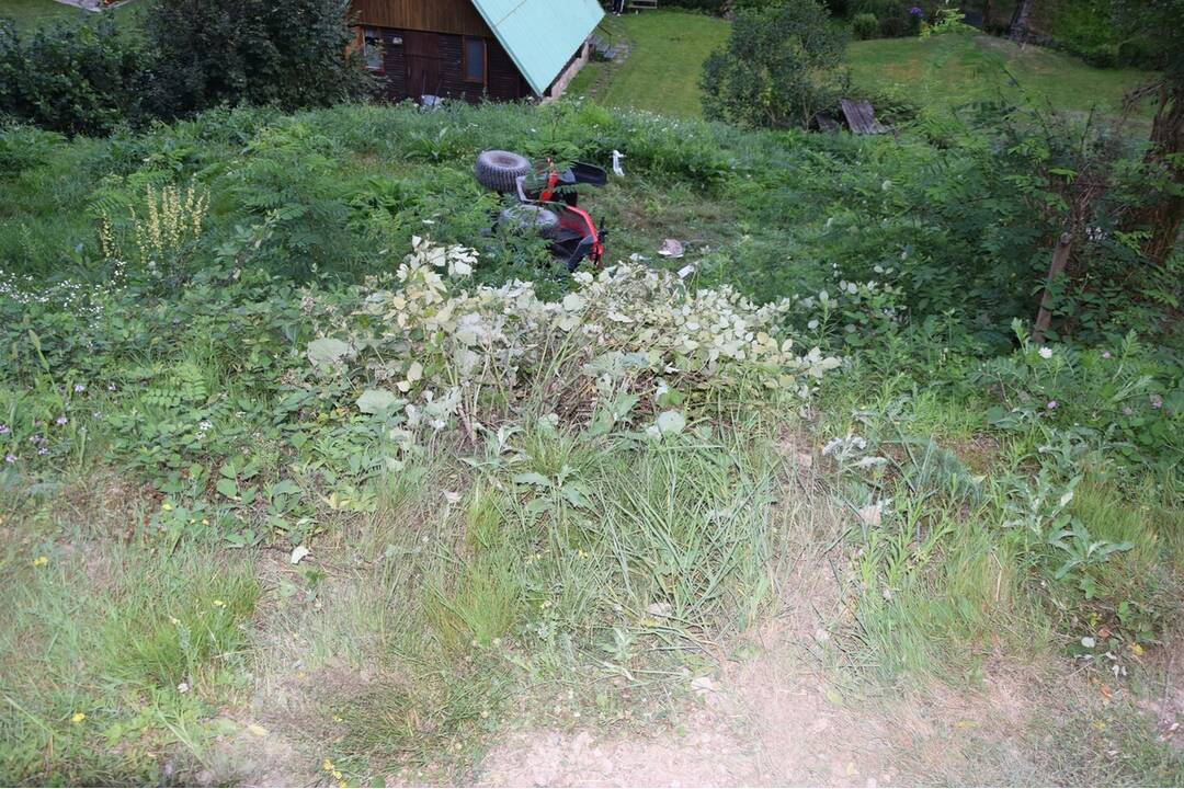 FOTO:  Prevrátená štvorkolka, foto 1