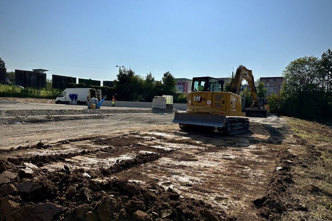 FOTO: Výstavba nového skateparku na Tajovského ulici , foto 3