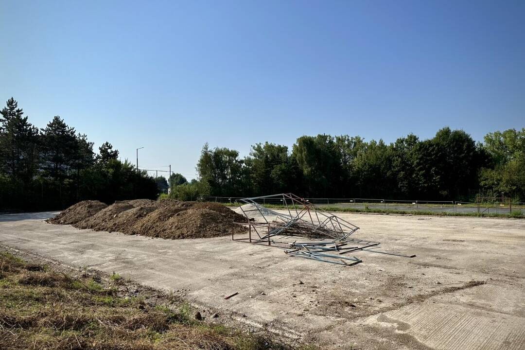 FOTO: Výstavba nového skateparku na Tajovského ulici , foto 4