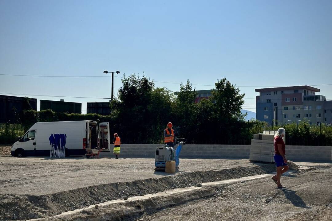 FOTO: Výstavba nového skateparku na Tajovského ulici , foto 7