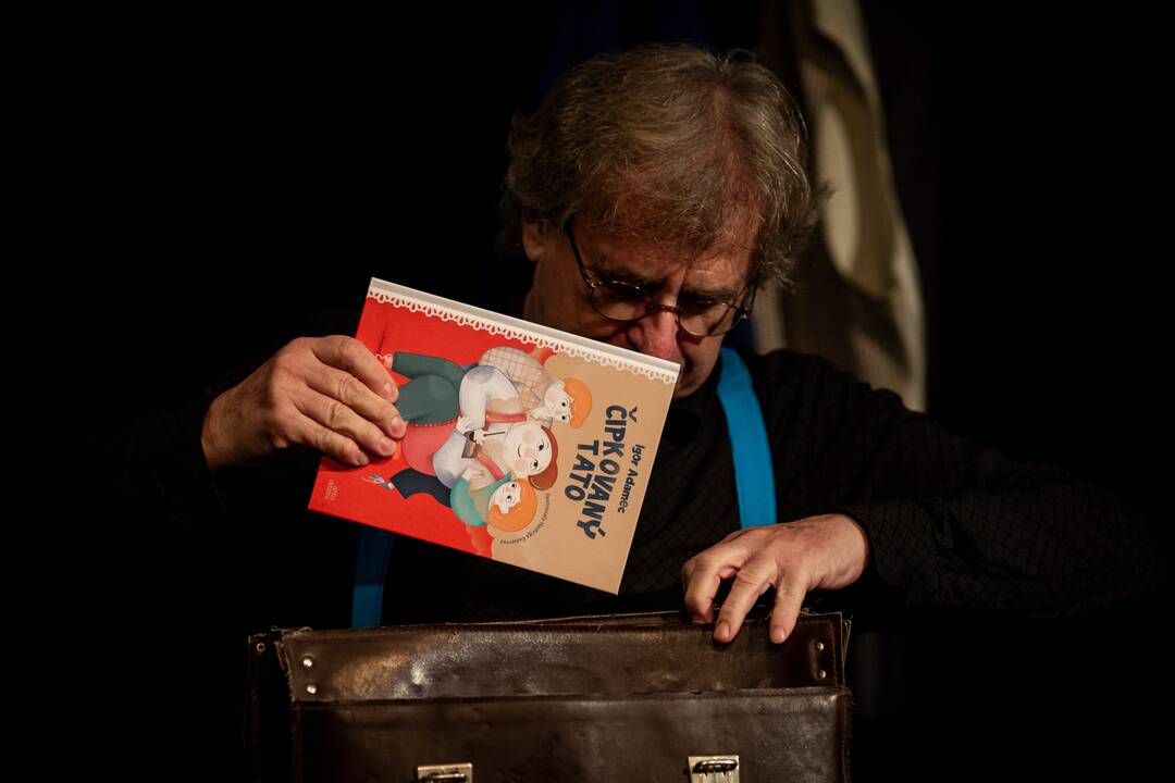 FOTO: Z pohostinstva bábkové divadlo, foto 1