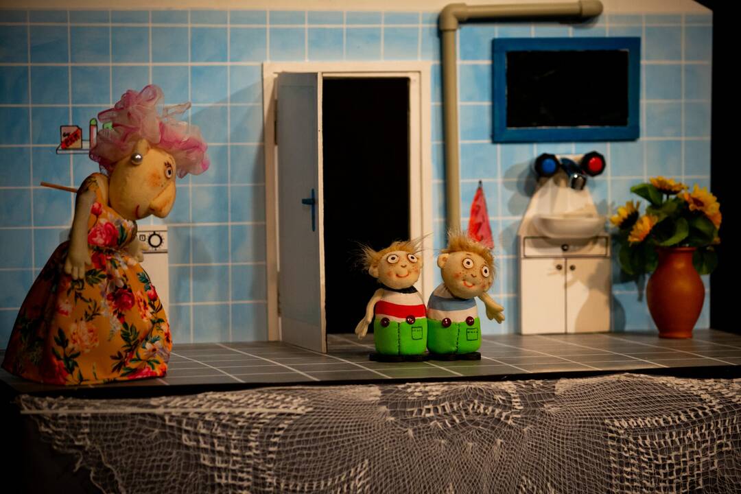 FOTO: Z pohostinstva bábkové divadlo, foto 3