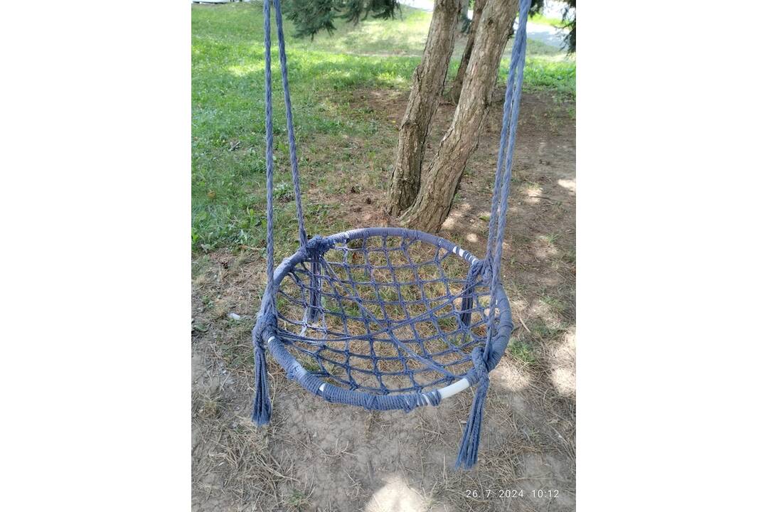 FOTO: Detské atrakcie na sídlisku, foto 2