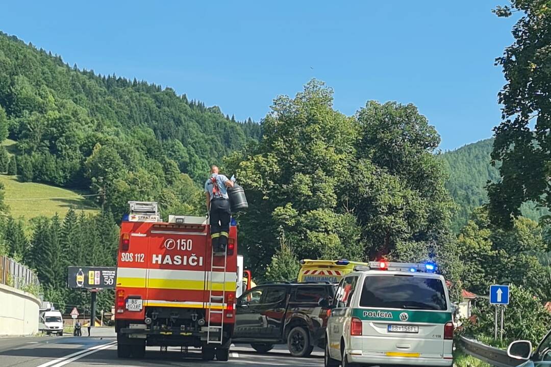 FOTO: Čelná havária pri Donovaloch, foto 2