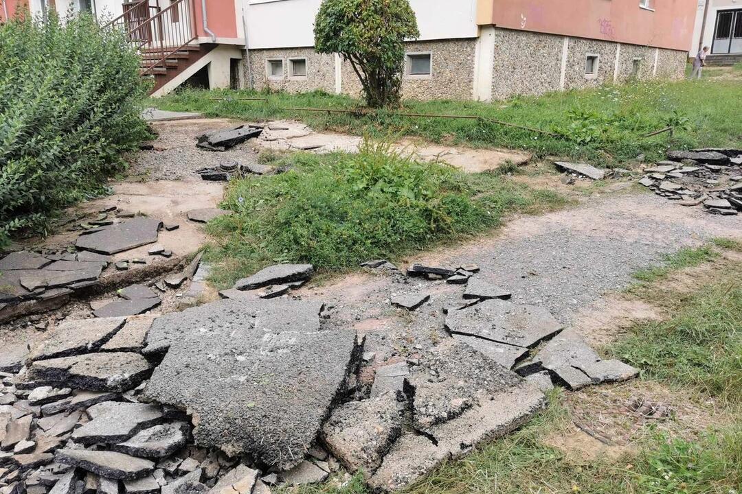 FOTO: Zvolen sa pustil do letnej rekonštrukcie ciest. Ako to vyzerá?, foto 1