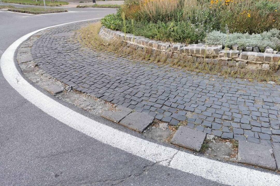 FOTO: Najstarší kruhový objazd vo Zvolene, foto 7