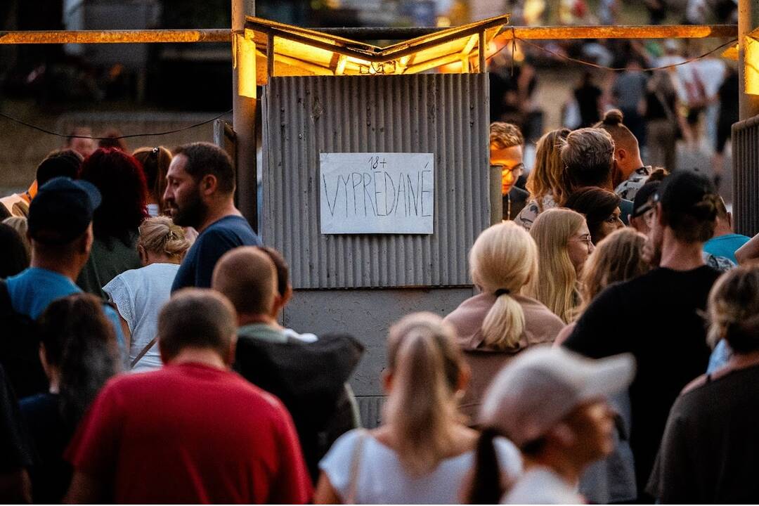 FOTO: Na amfiteáter prišli tisícky ľudí, foto 1