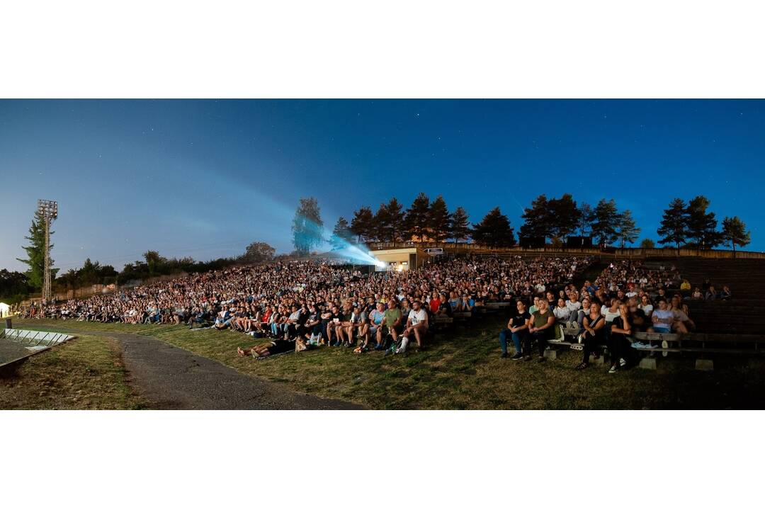 FOTO: Na amfiteáter prišli tisícky ľudí, foto 5