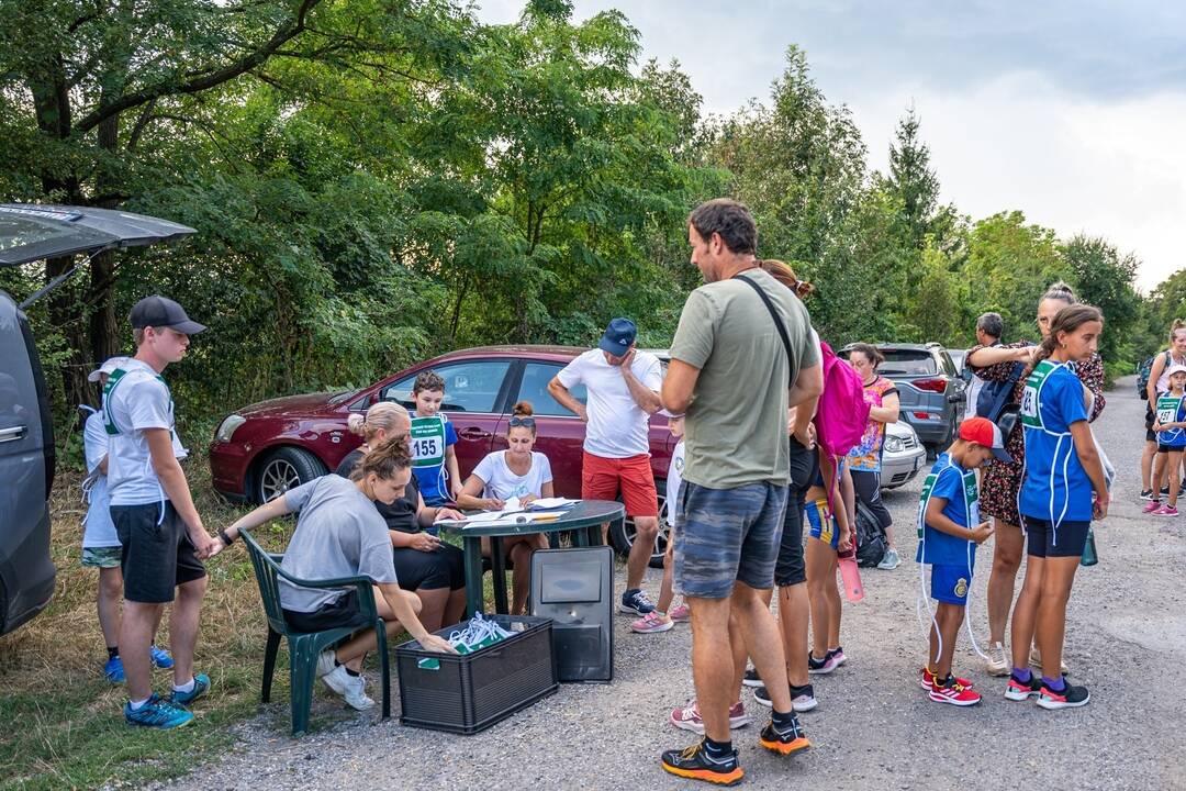 FOTO: 21. ročník Beh SNP do vrchu na Šibeničný vrch, foto 2
