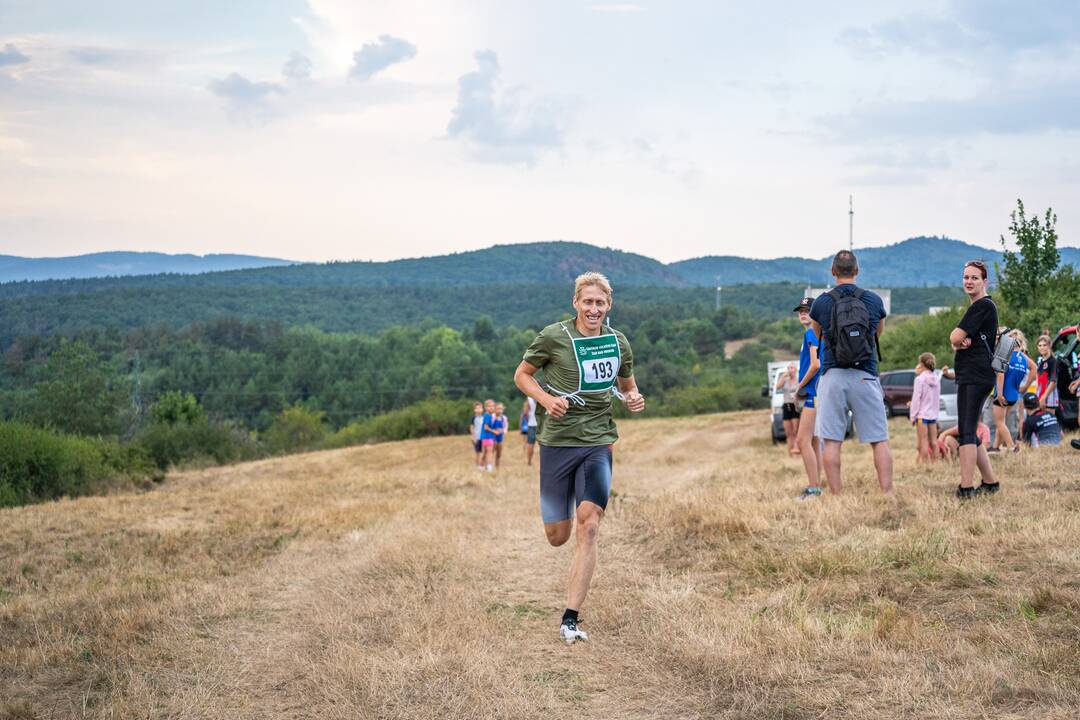 FOTO: 21. ročník Beh SNP do vrchu na Šibeničný vrch, foto 5