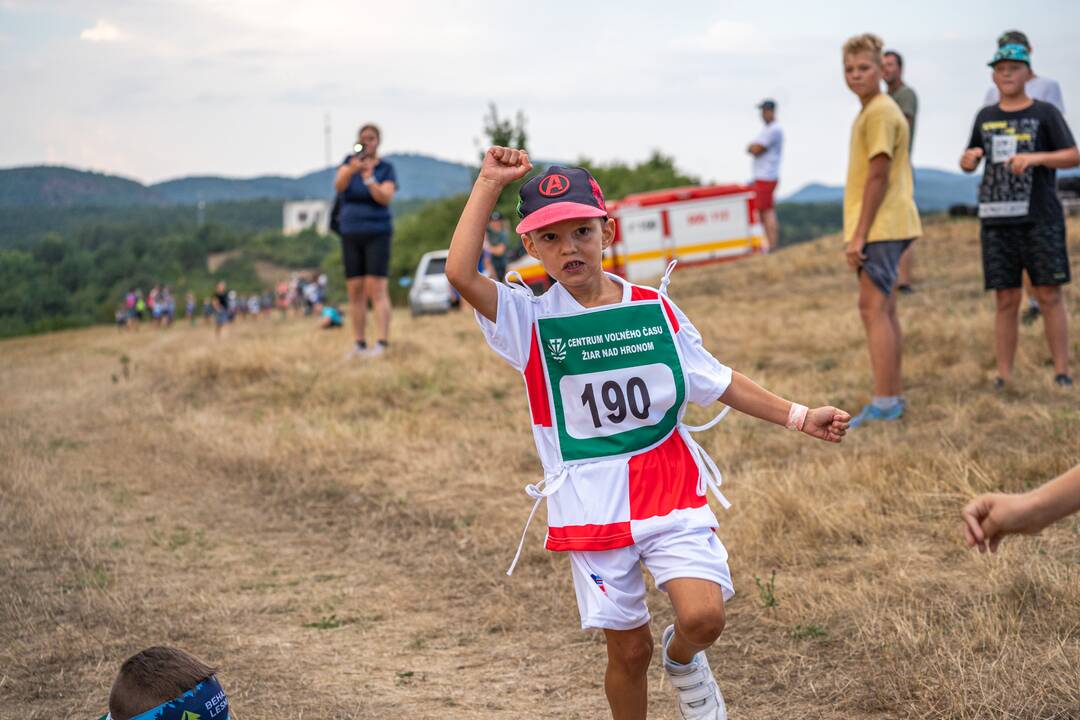 FOTO: 21. ročník Beh SNP do vrchu na Šibeničný vrch, foto 7
