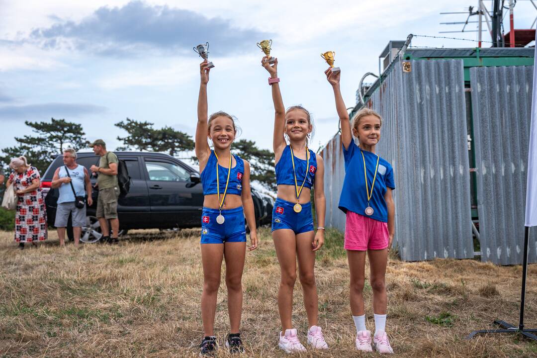 FOTO: 21. ročník Beh SNP do vrchu na Šibeničný vrch, foto 26