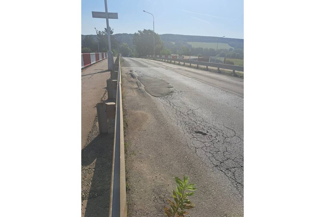 FOTO: Most je v havarijnom stave, foto 5