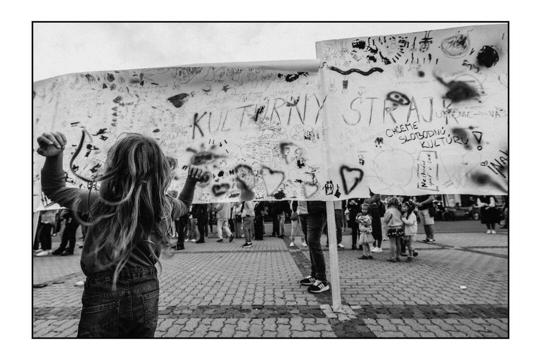 FOTO: Protestu na podporu Kultŕuneho štrajku podporila aj Banská Bystrica, foto 2