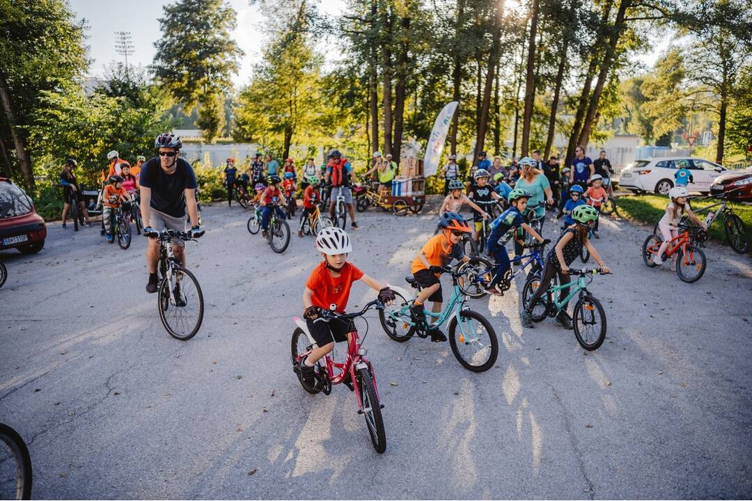 FOTO: Akcia KIDICALL MASS mala v Banskej Bystrici veľký úspech , foto 24