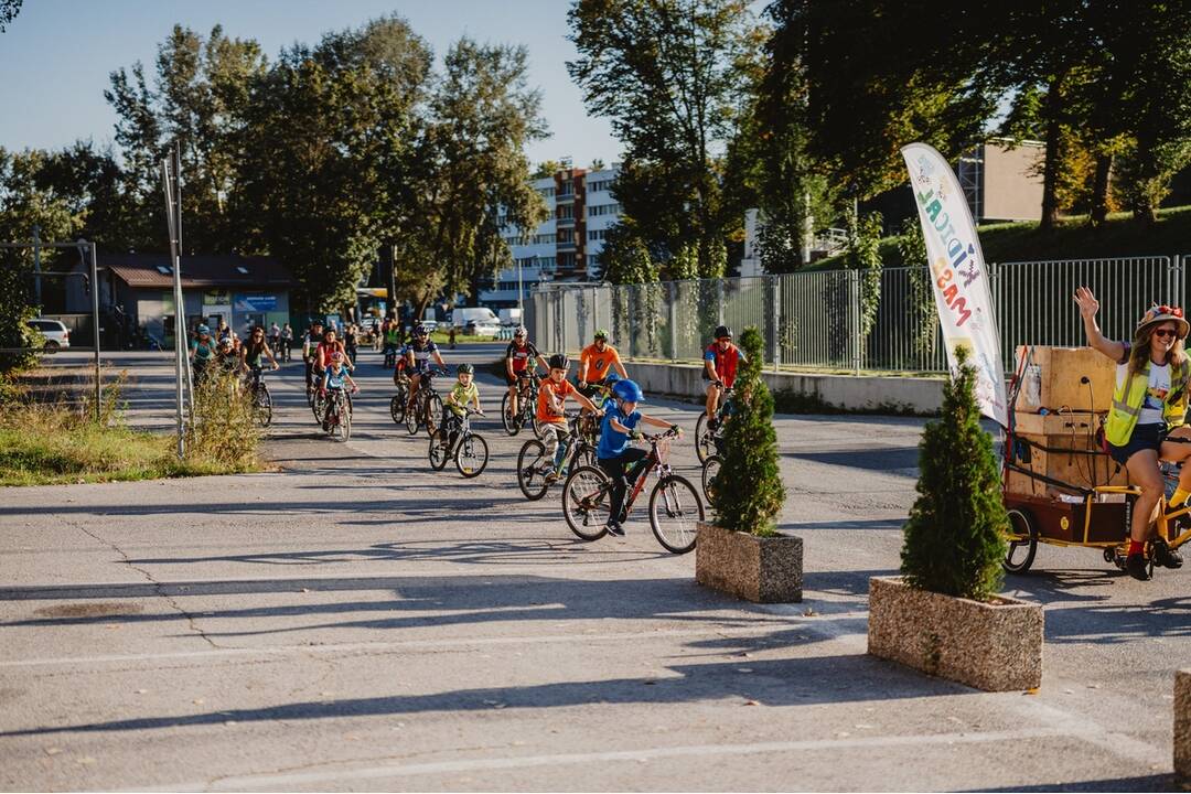 FOTO: Akcia KIDICALL MASS mala v Banskej Bystrici veľký úspech , foto 40