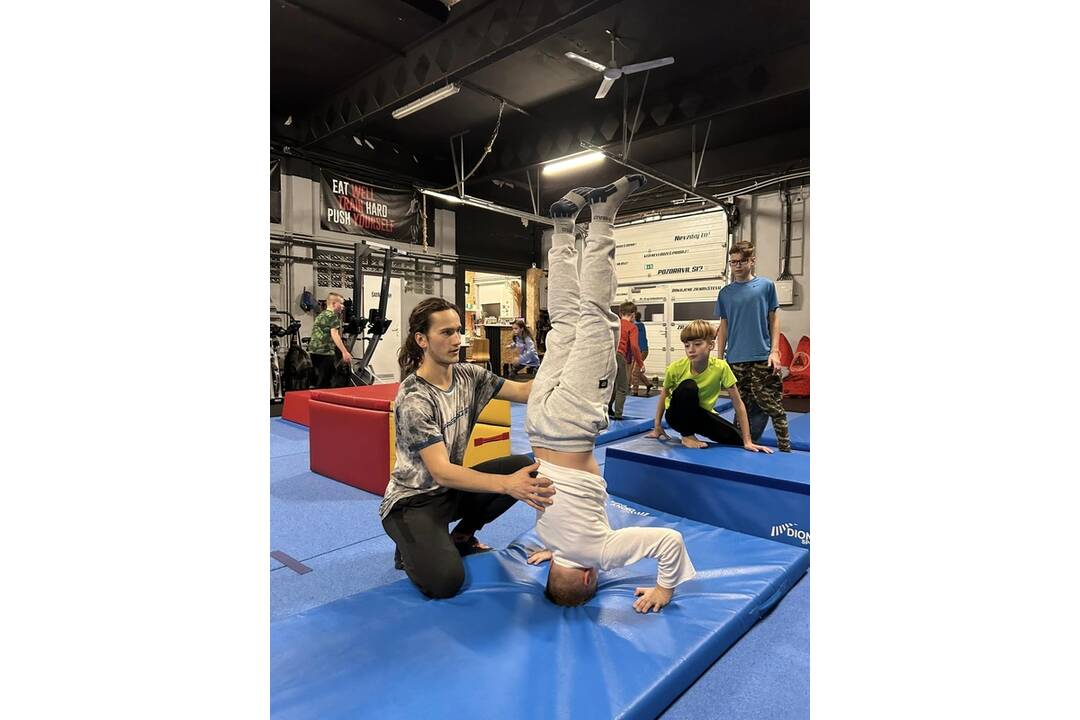 FOTO: Richard učí deti nie len športu ale aj sebarozvuju, foto 2