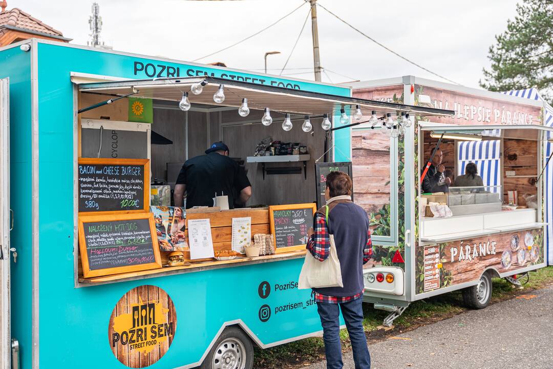 FOTO: Žiarsky jarmok už v plnom prúde, foto 8