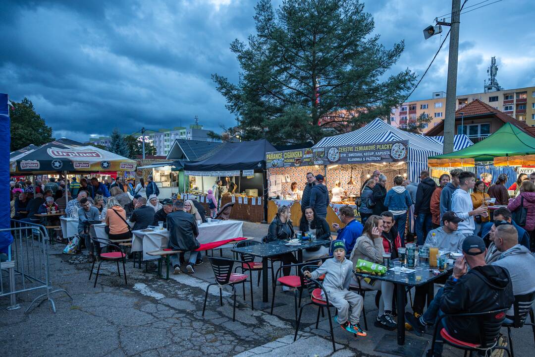 FOTO: Žiarsky jarmok už v plnom prúde, foto 28