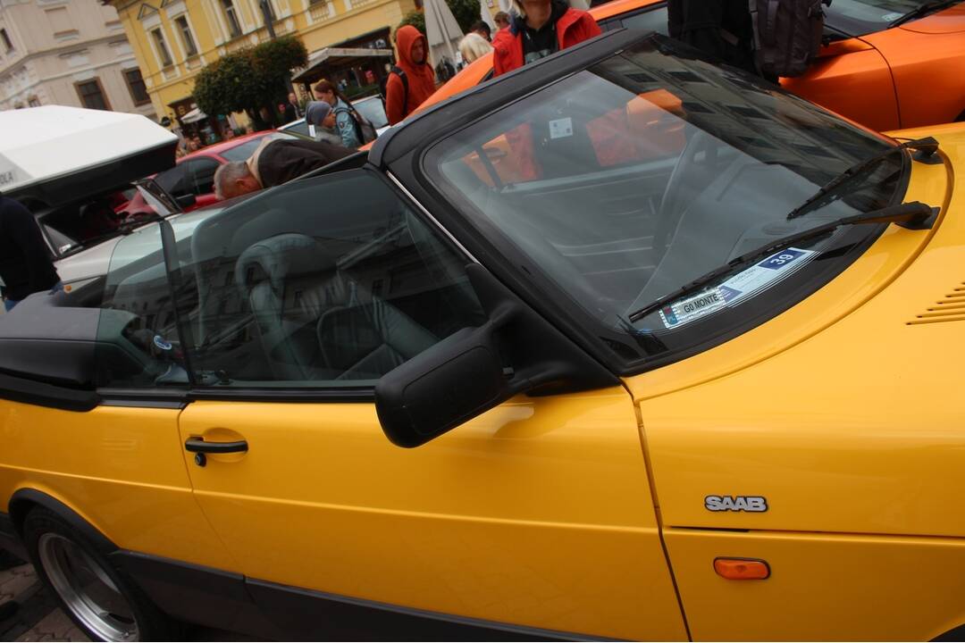 FOTO: Podujatie prilákalo množstvo zvedavých milovníkov áut, foto 11