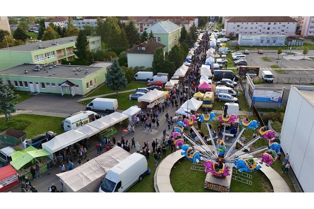 FOTO: Žiar nad Hronom má za sebou úspešný jarmok, foto 23