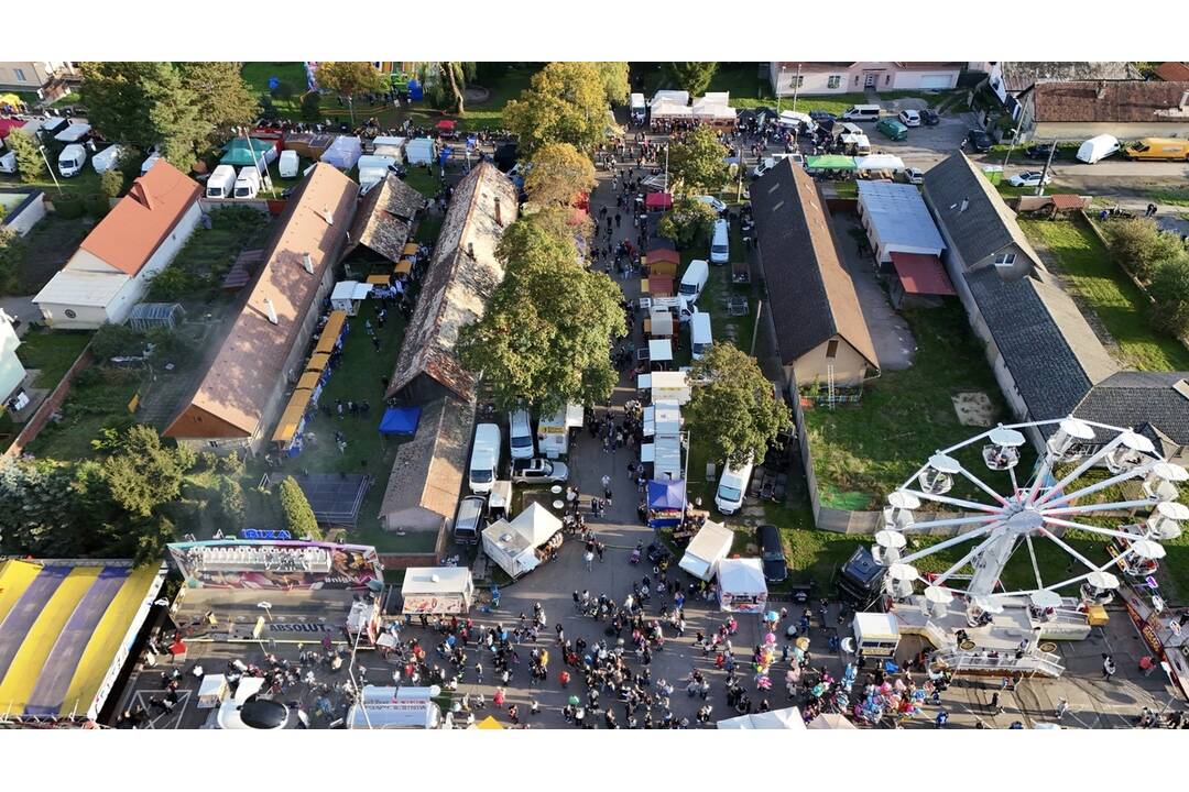 FOTO: Žiar nad Hronom má za sebou úspešný jarmok, foto 25