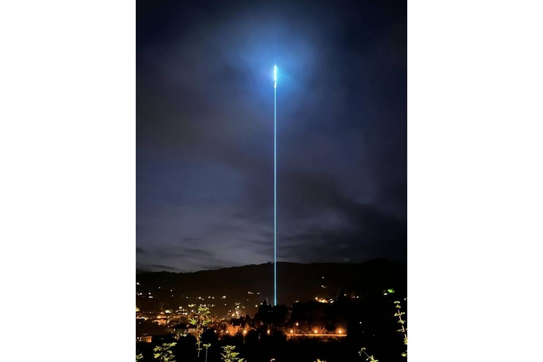 FOTO: V Banskej Štiavnici promujú výkonný laser, foto 8
