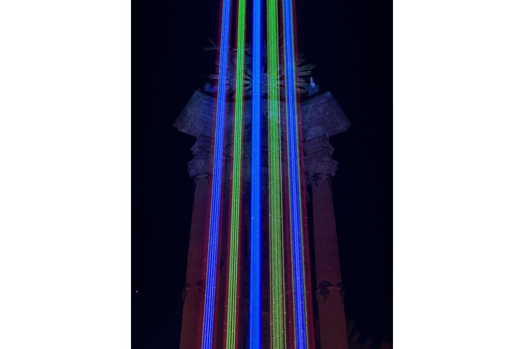 FOTO: V Banskej Štiavnici promujú výkonný laser, foto 9