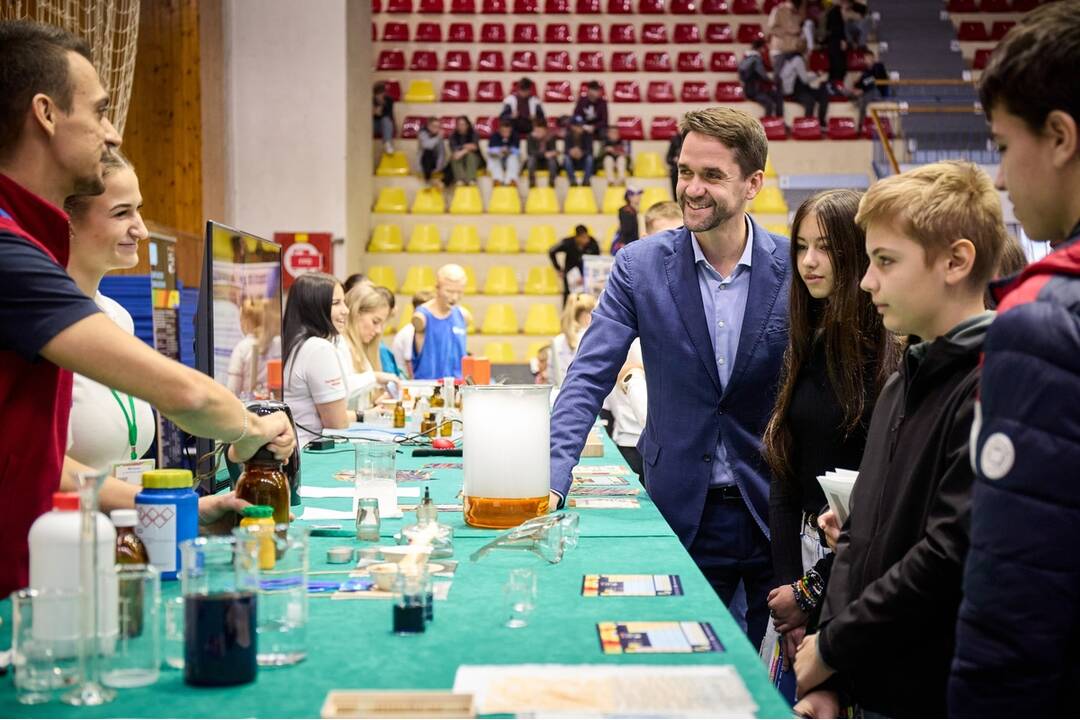 FOTO: Prezentácia škôl dopadla úspešne, foto 1