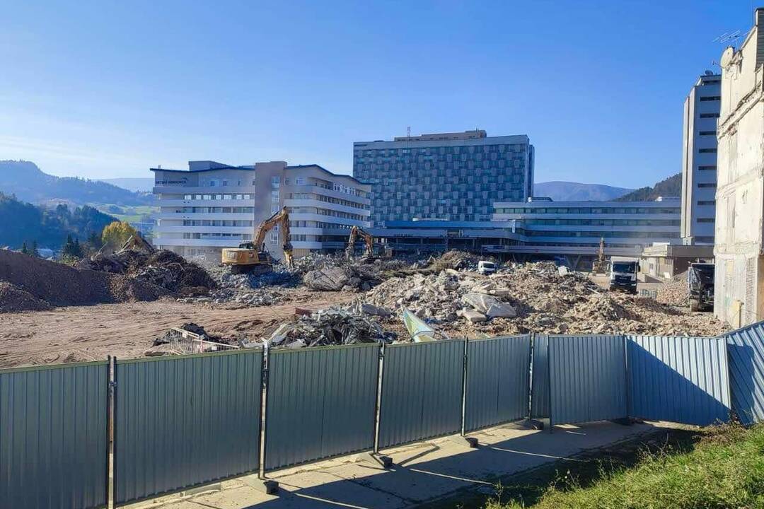 FOTO: Búranie Rooseveltovej nemocnice pokročilo, foto 5