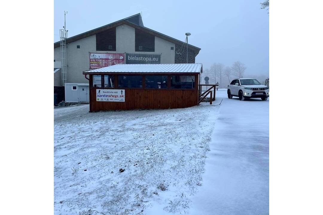 FOTO: Skalka je zasnežená, foto 3