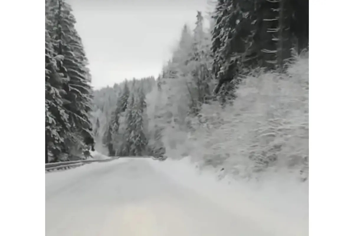 FOTO: Cesty v Hriňovej vyzerajú ako z rozprávky, foto 2