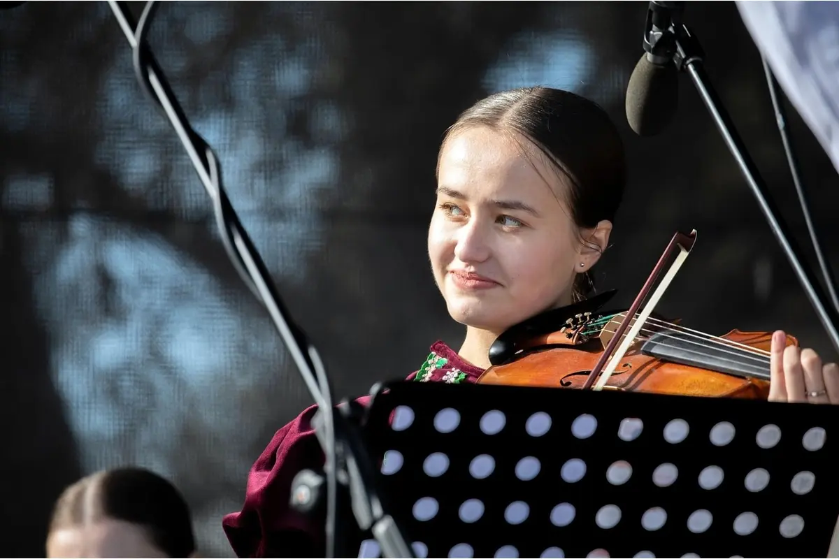 FOTO: Elena HLasicová opustila folklórny svet, foto 9