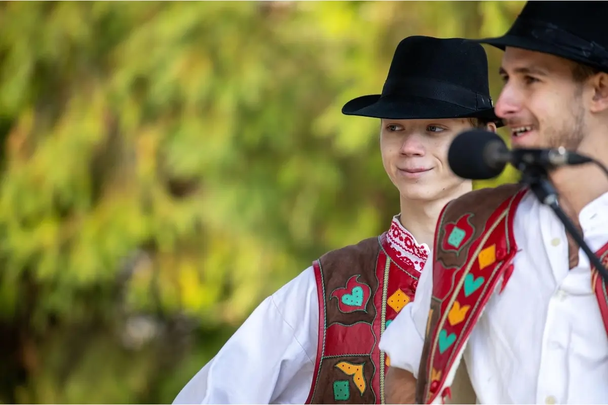 FOTO: Elena HLasicová opustila folklórny svet, foto 10