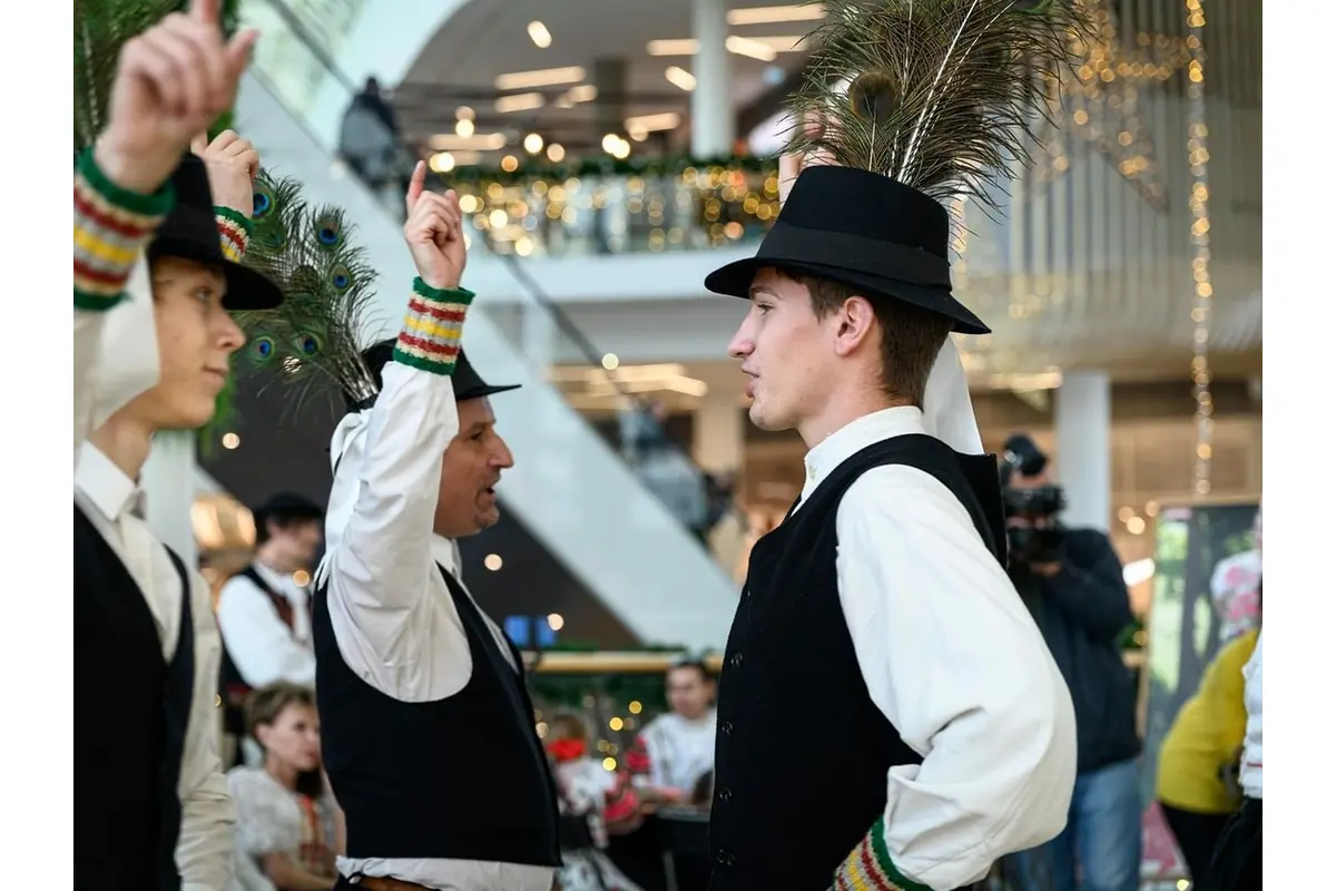 FOTO: Elena HLasicová opustila folklórny svet, foto 15