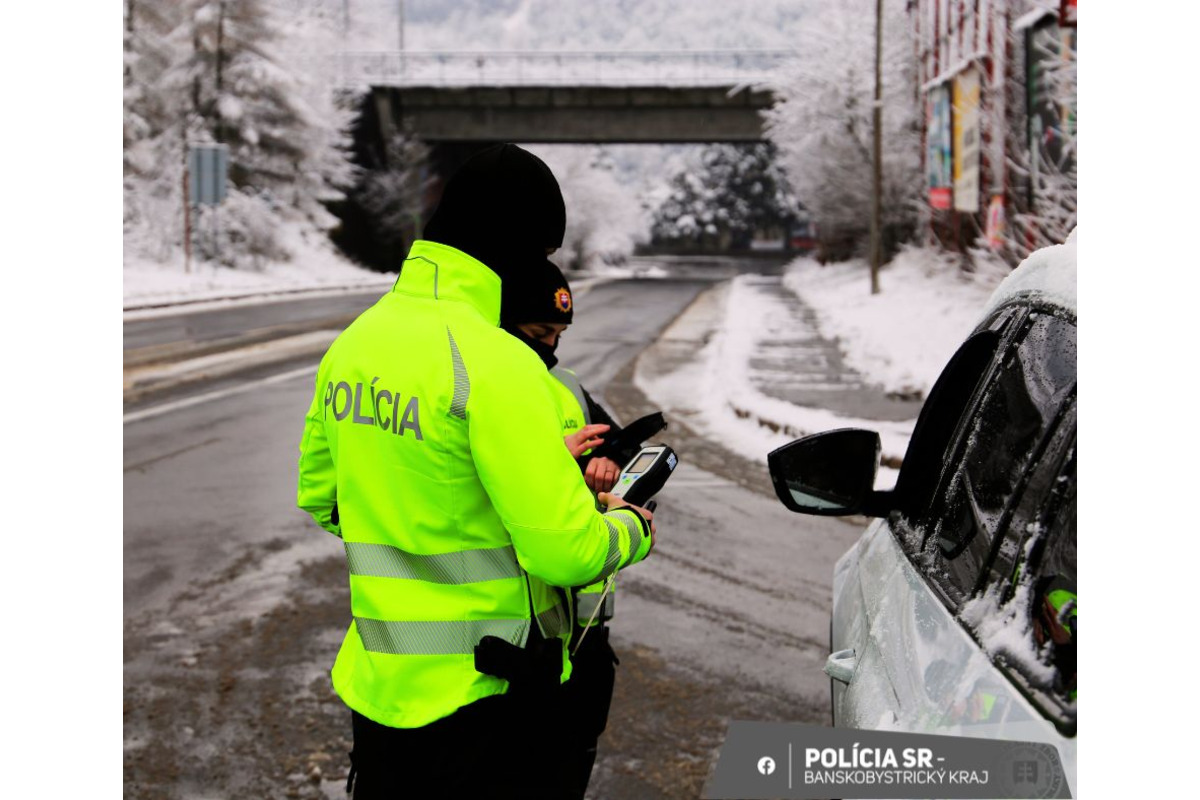 FOTO: Policajti zastavili 1800 vodičov. Koľko z nich nebolo triezvych?, foto 1