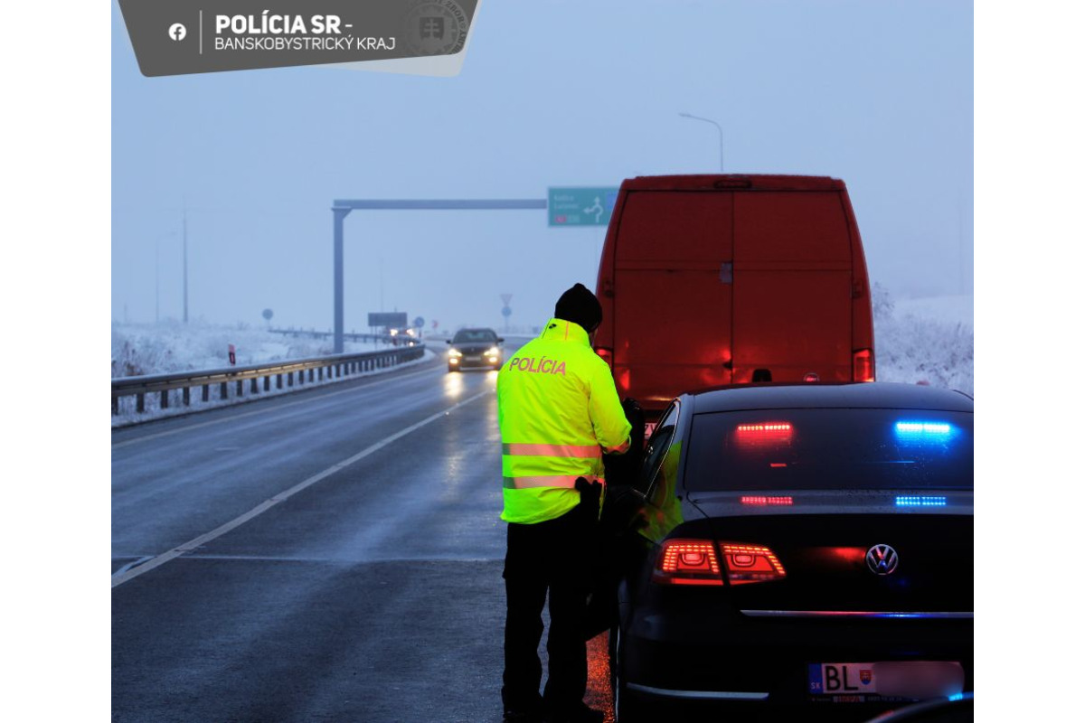 FOTO: Policajti zastavili 1800 vodičov. Koľko z nich nebolo triezvych?, foto 2