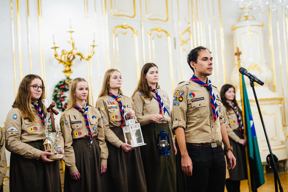 FOTO: Svetlo putovalo priamo do prezidentského paláca, foto 4